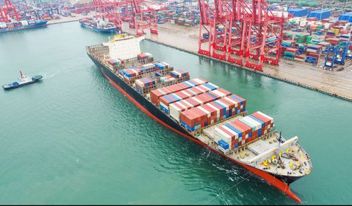 圖片新聞 先報后裝新模式，為港口集裝箱吞吐量注入新增長點，助力貨物進出口高效暢通